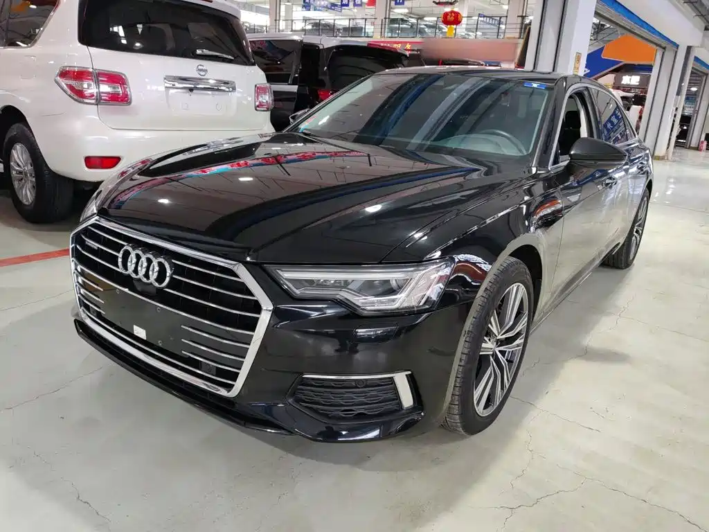 Audi A6L 2022 — фото 1
