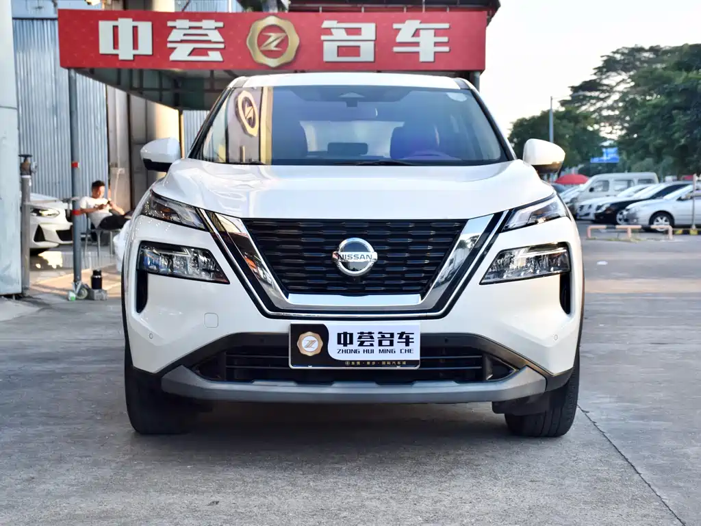 NISSAN QIJUN