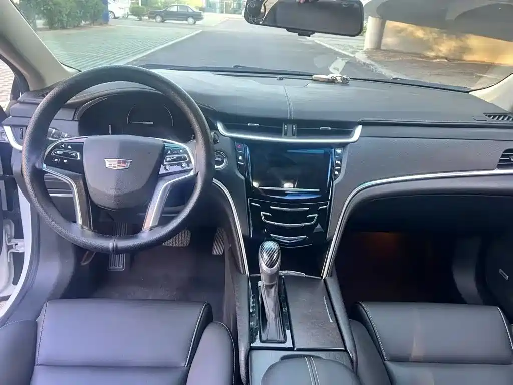 Cadillac XTS — миниатюра 9