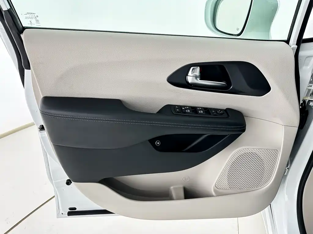 Chrysler Grand VoyagerPHEV PHEV 2019 3.6L