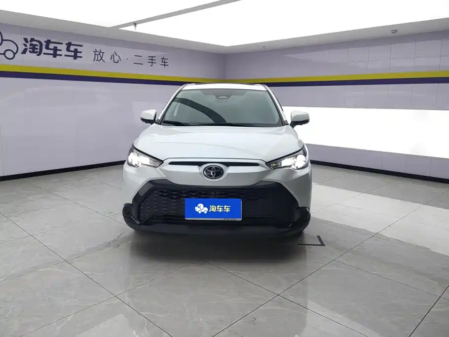 Toyota Frontlander — миниатюра 2