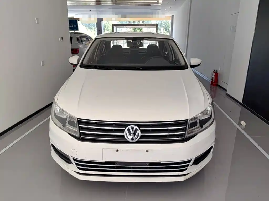Volkswagen Santana — миниатюра 3