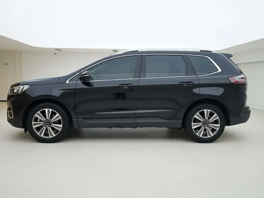 Ford Edge — миниатюра 2