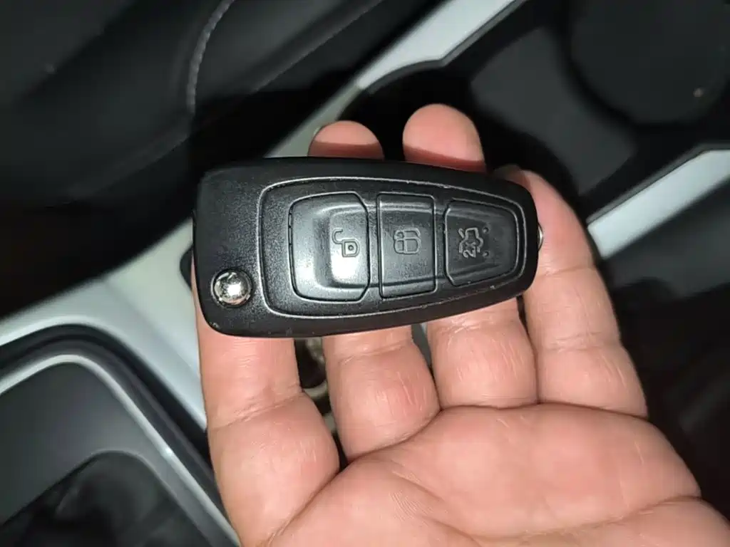 Ford Kuga — миниатюра 9