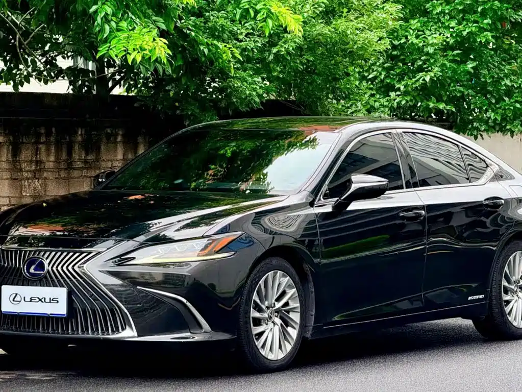 Lexus ES — миниатюра 2