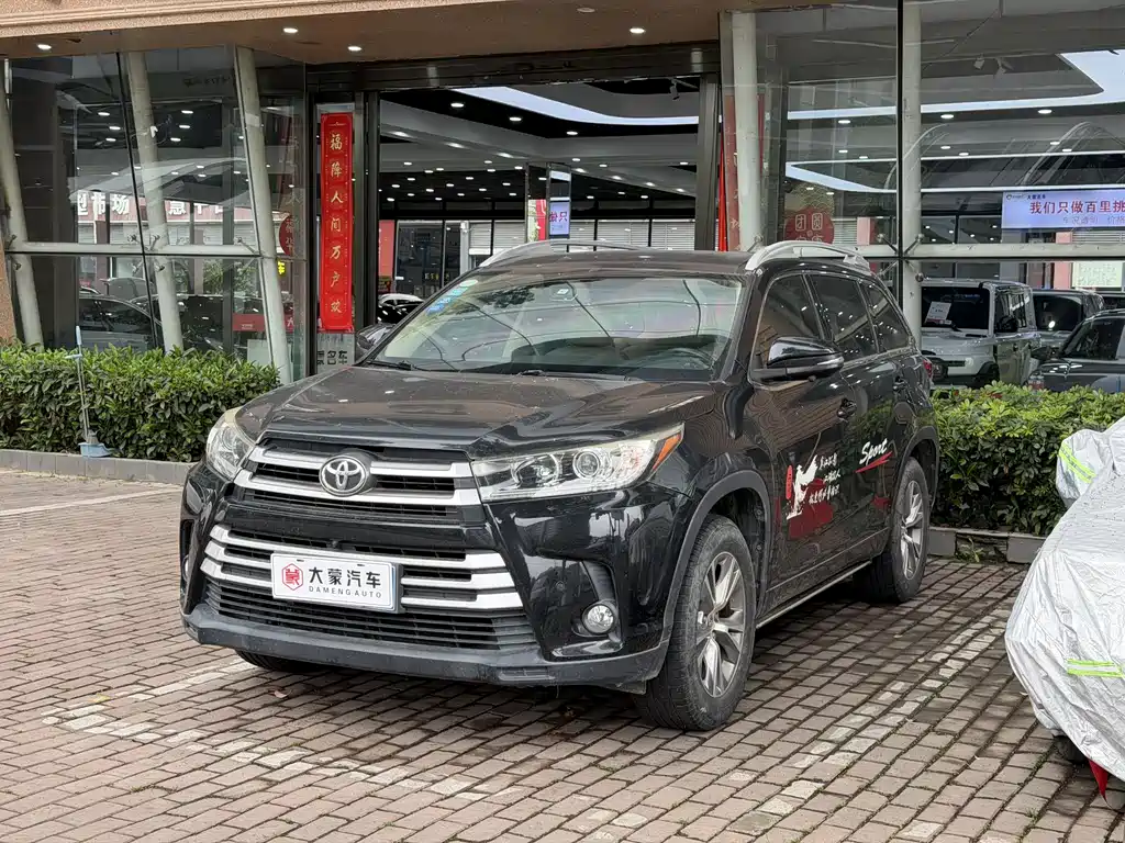 Toyota Highlander 2018 2.0T Elite 7 мест V