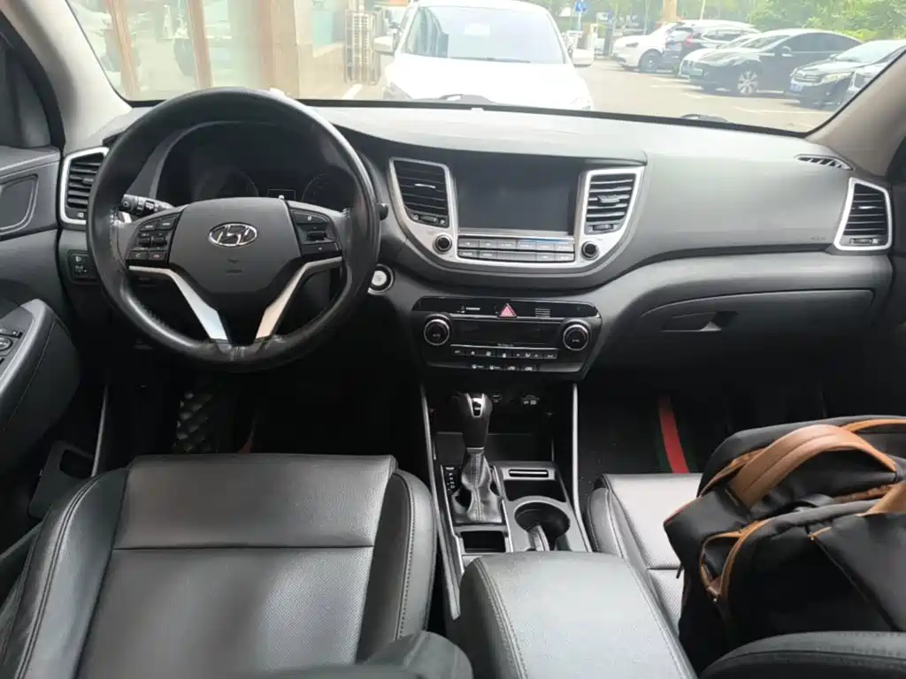 Hyundai Tucson — миниатюра 10