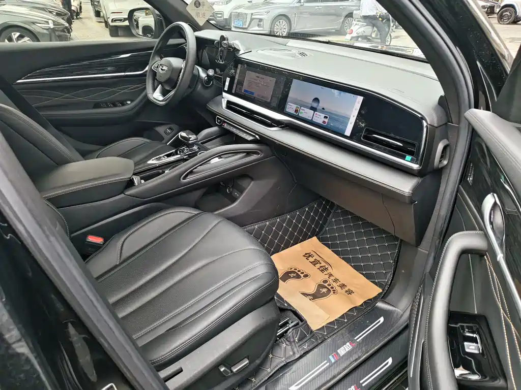 Geely Xingyue L — миниатюра 14