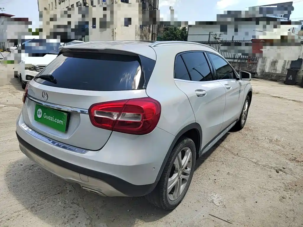 Mercedes-Benz GLA — миниатюра 7