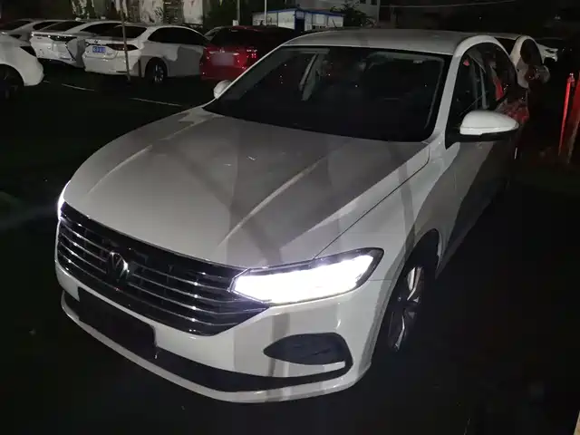 VOLKSWAGEN LAVIDA 2022