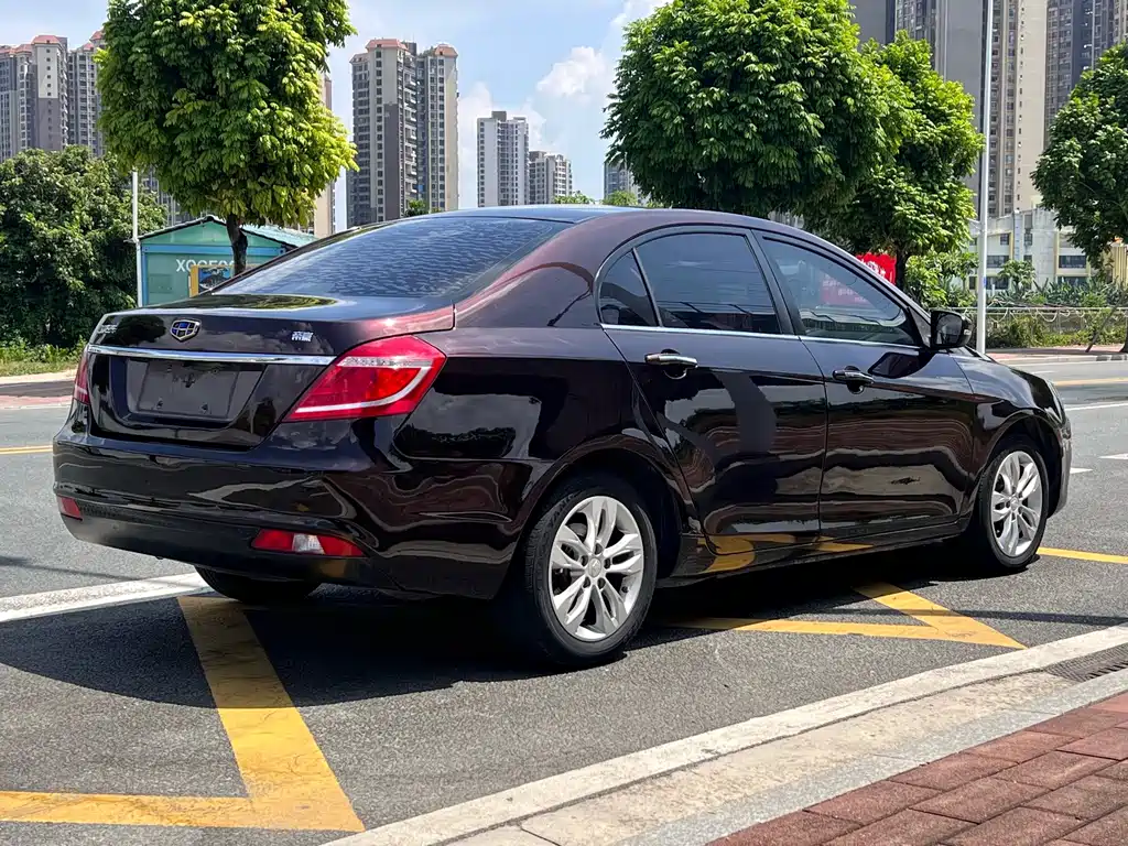 Geely Emgrand — миниатюра 7