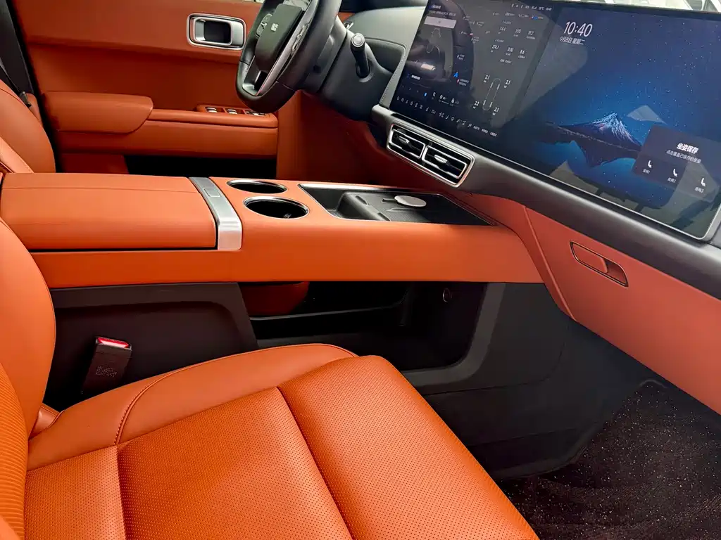 Li Auto Li L8 — миниатюра 13