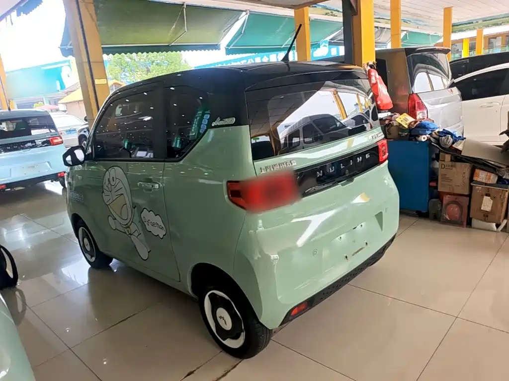 Wuling MINIEV — миниатюра 5