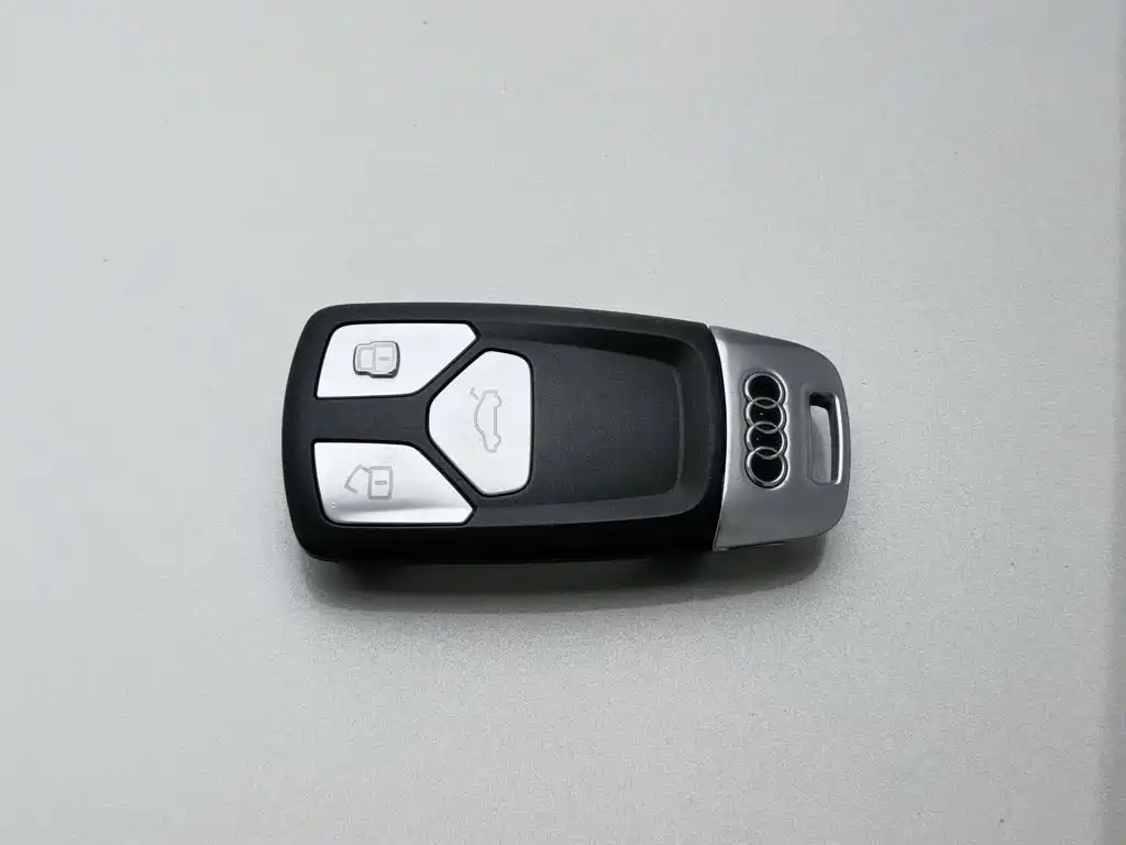 Audi A4L — миниатюра 19