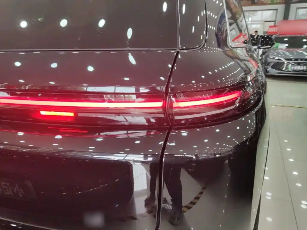 Li Auto Li L8 — миниатюра 8