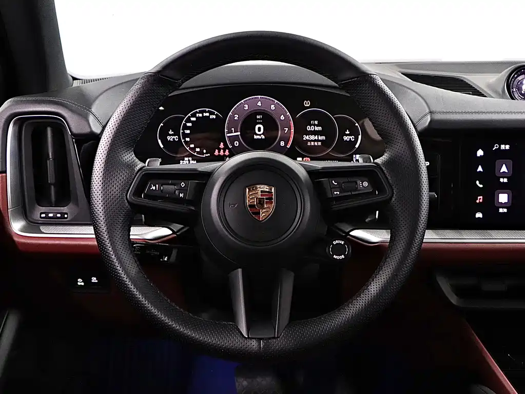 Porsche Cayenne — миниатюра 10