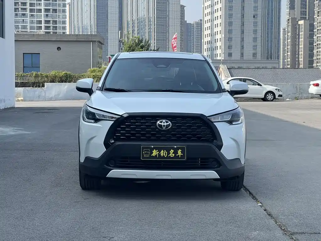 Toyota Corolla Cross — миниатюра 2