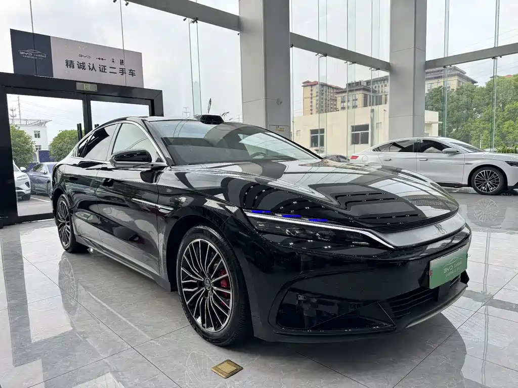 BYD Han 2025 EV 701KM Smart Drive