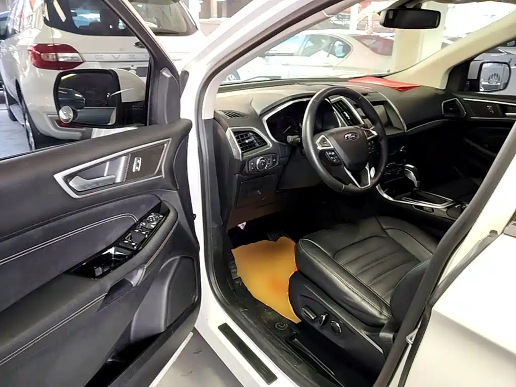 Ford Edge — миниатюра 16