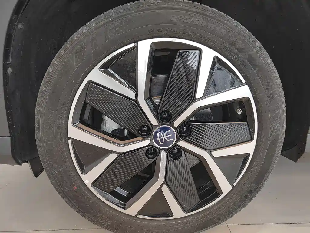BYD L DM-i — миниатюра 16