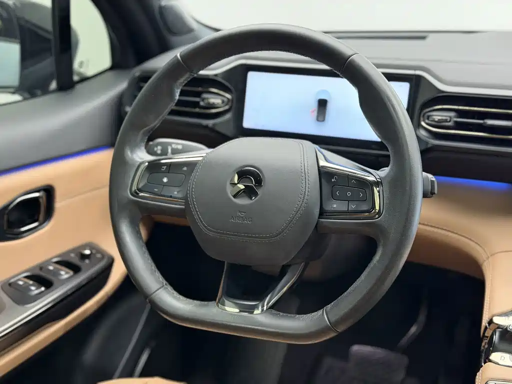 NIO ES6 — миниатюра 15