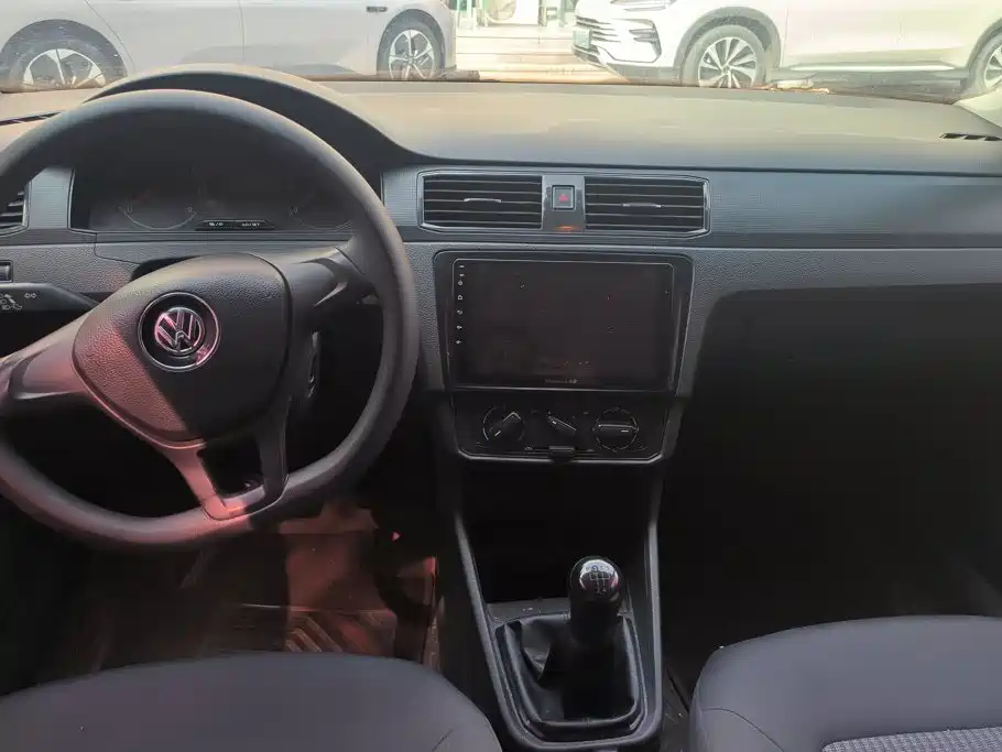 Volkswagen Santana — миниатюра 12