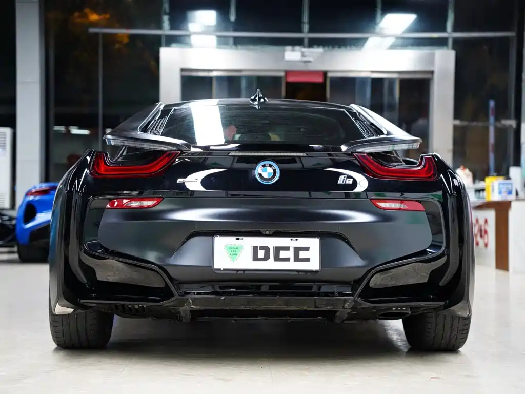 BMW i8 — миниатюра 9