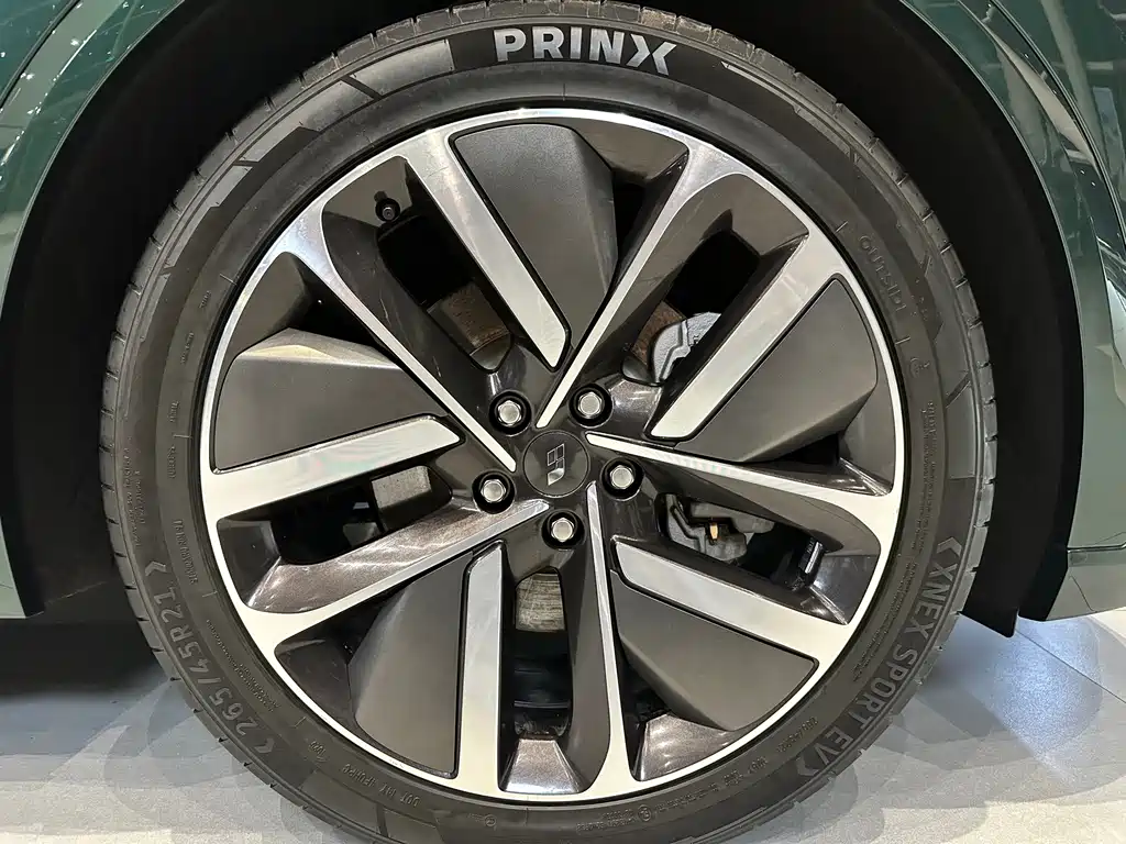 Li Auto Li L9 — миниатюра 26