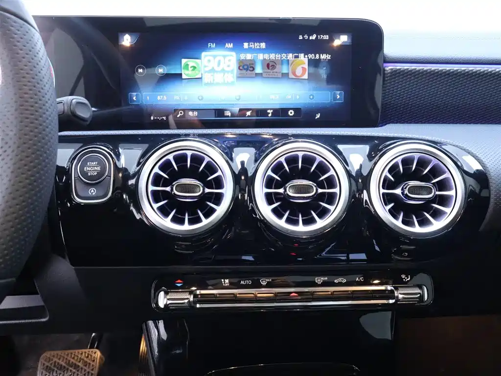 Mercedes-Benz A-Class A 2022 A 200 L Sport Fashion