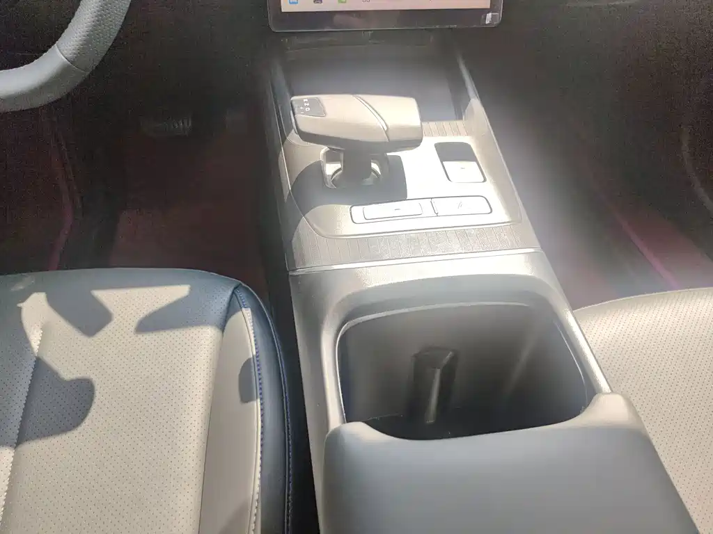 Changan Eado — миниатюра 8