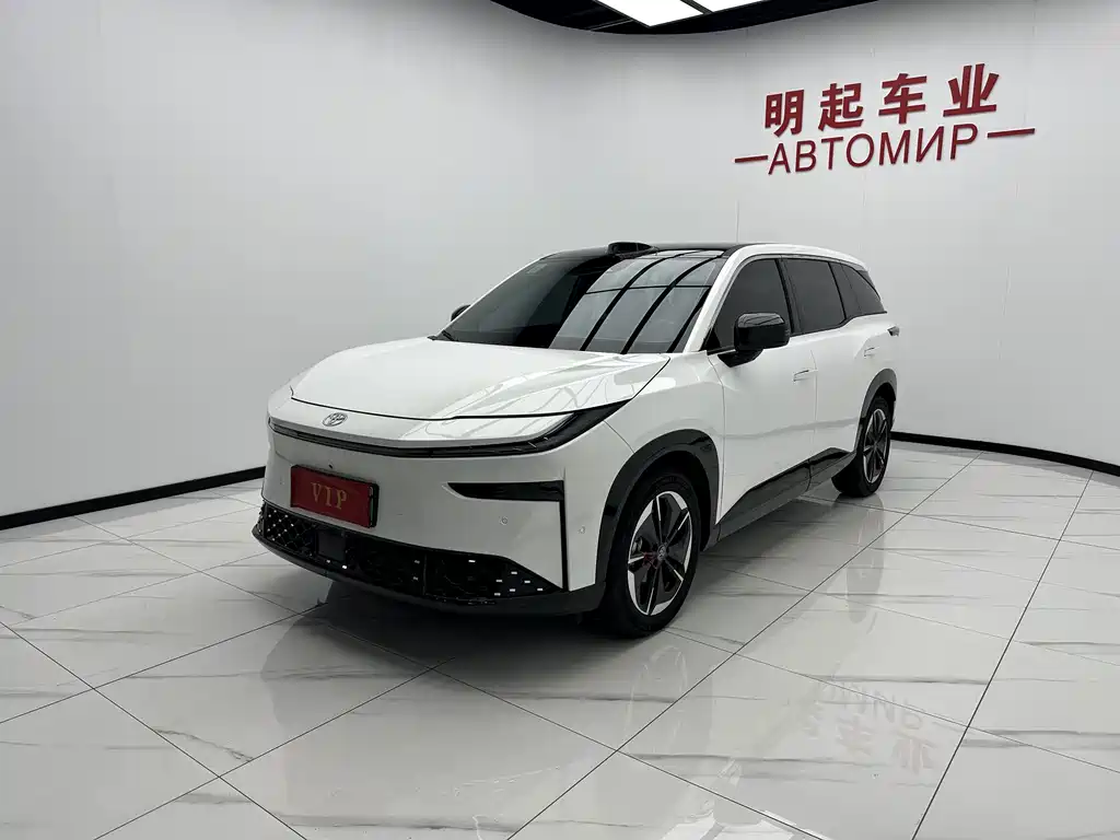 Toyota bZ3X - фото 4