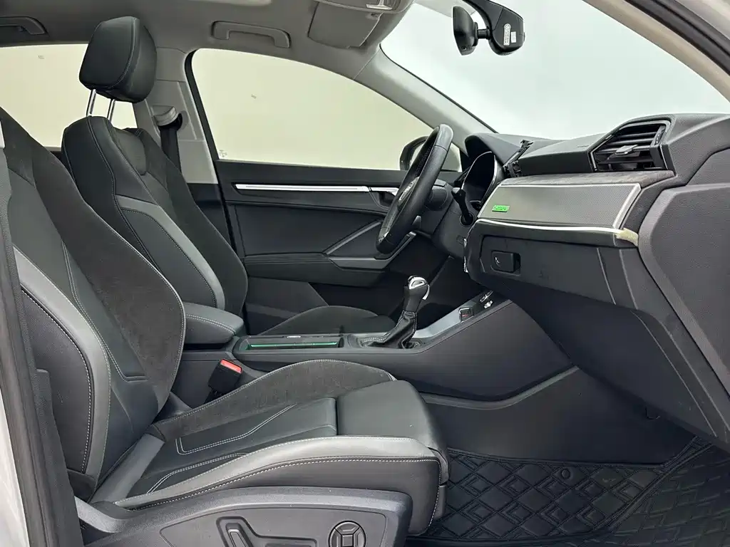 Audi Q3 Sportback — миниатюра 9