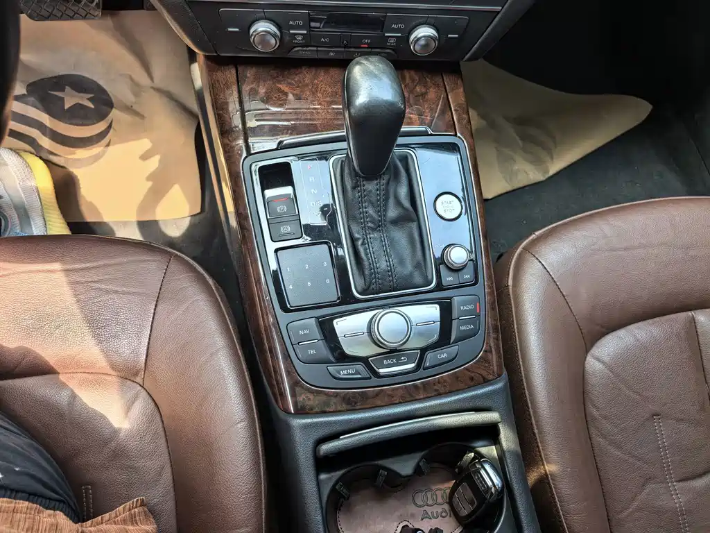 Audi A6L — миниатюра 10