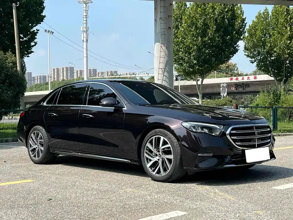 Mercedes-Benz E-Class E 2024 E 300 L Fashion