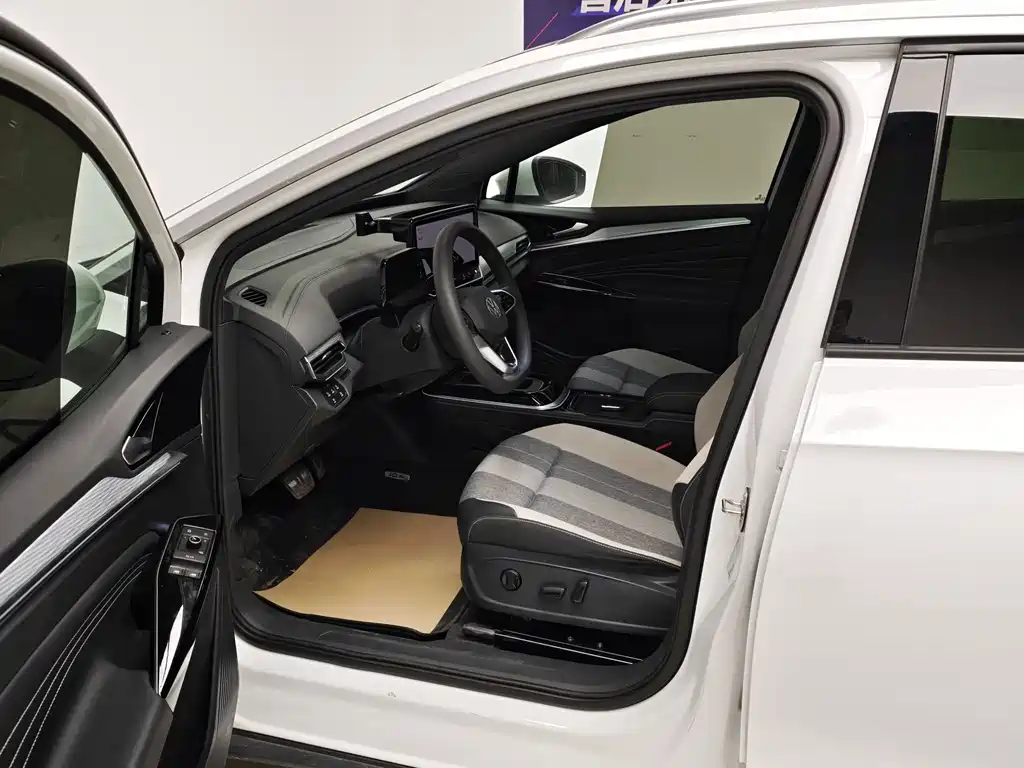 Volkswagen ID.4 Crozz — миниатюра 15