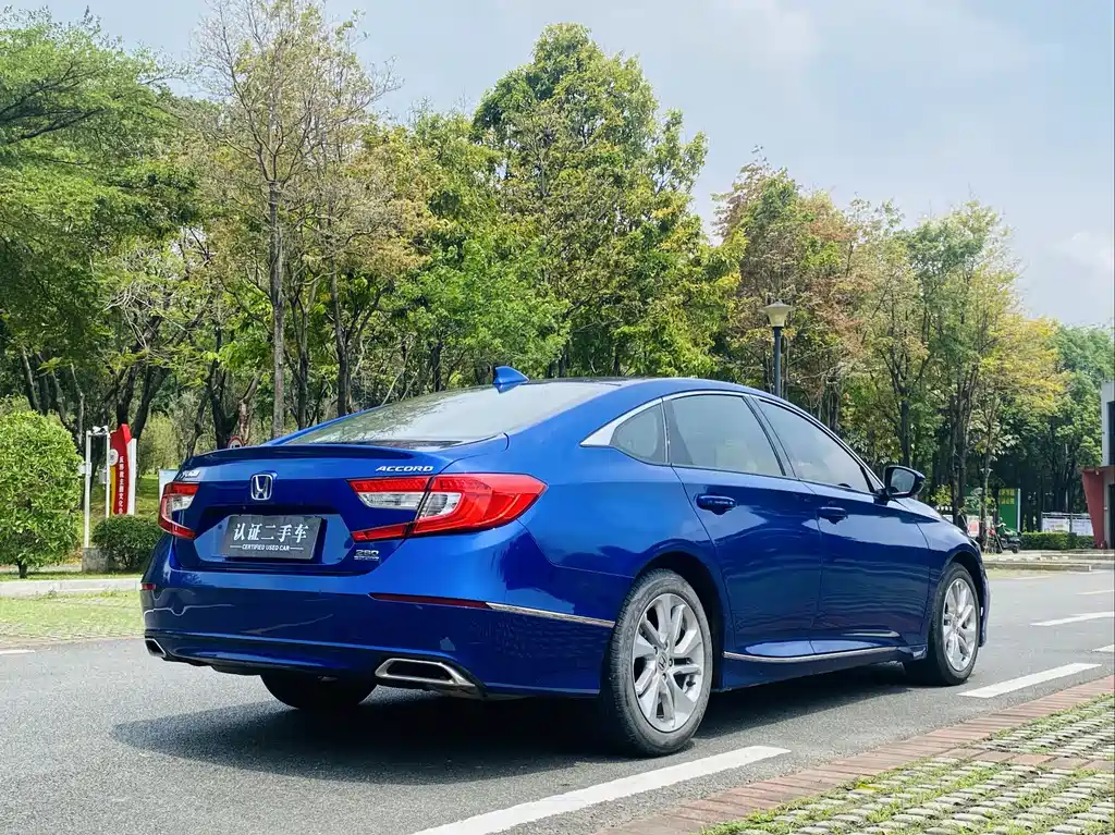 Honda Accord 2018 260TURBO Elite V