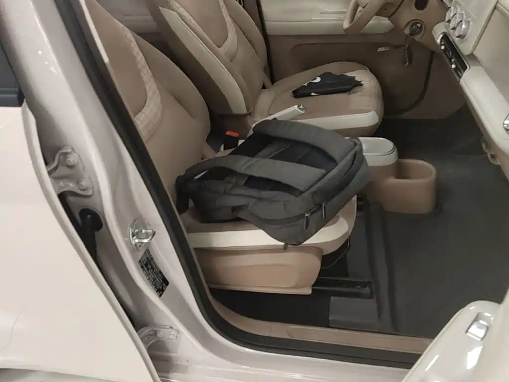 Wuling MINIEV — миниатюра 25