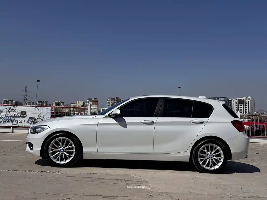 BMW 1 Series (Import) — миниатюра 4
