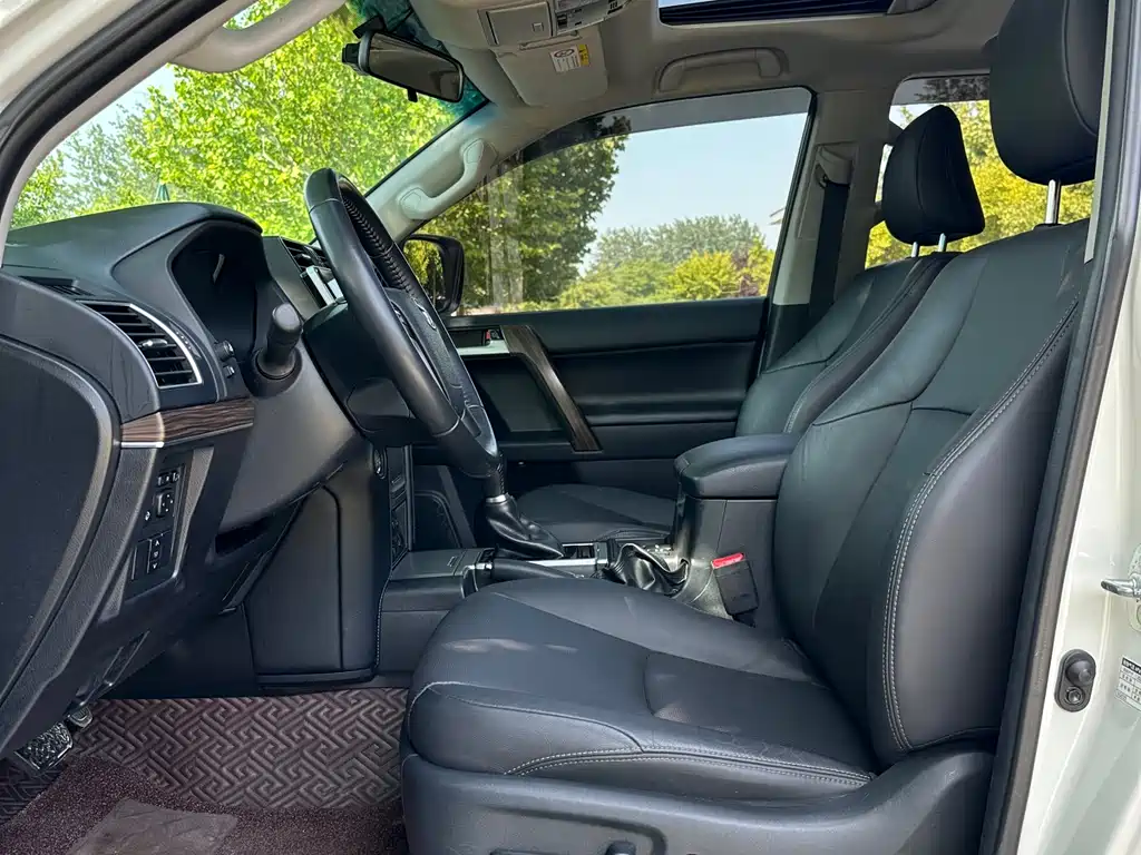 Toyota Land Cruiser Prado 2019 3.5L AT TX-L Premium