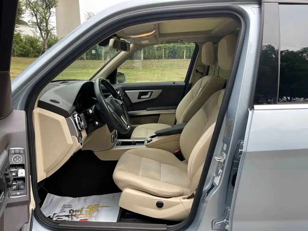 Mercedes-Benz GLK-Class — миниатюра 10