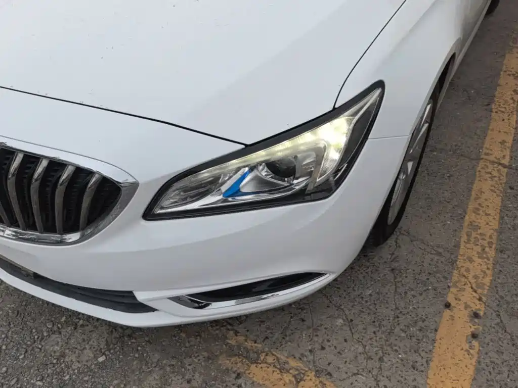 Buick Verano — миниатюра 24