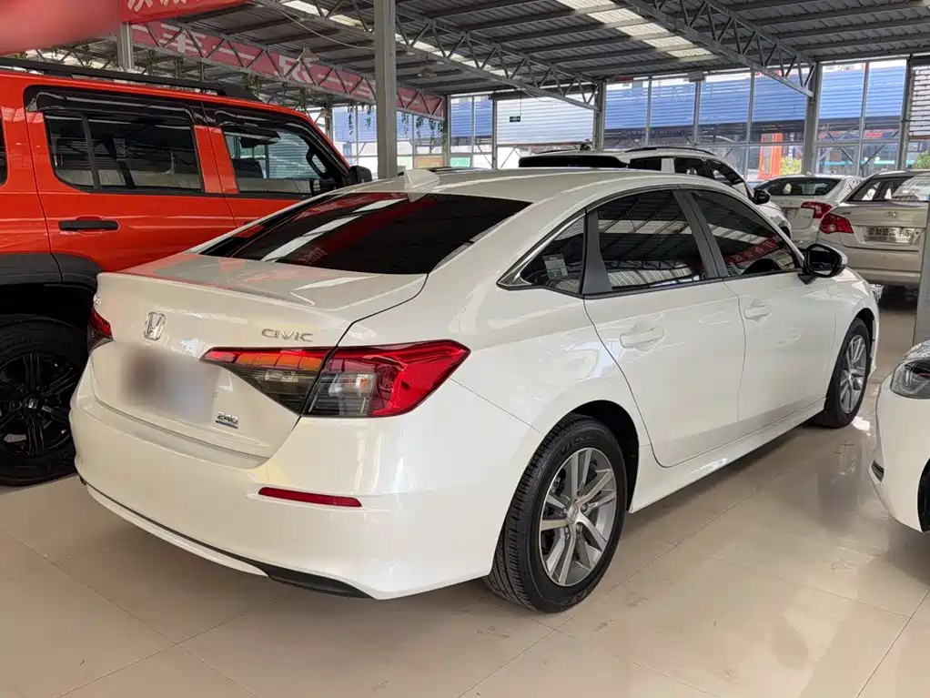 Honda Civic — миниатюра 5