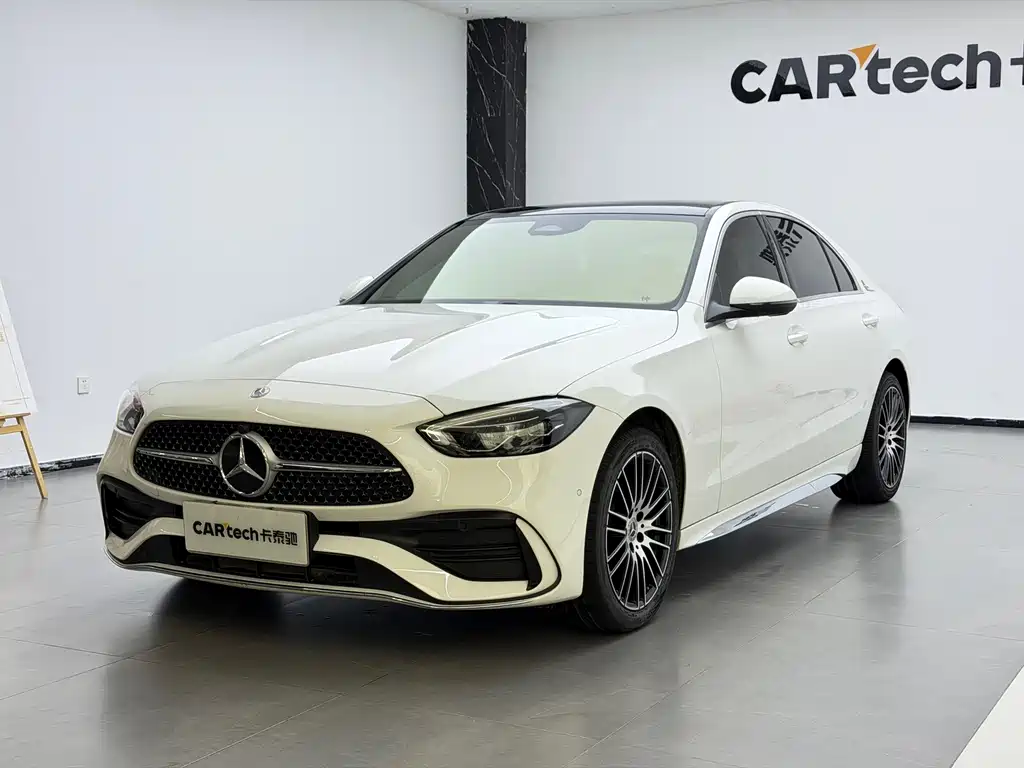 Mercedes-Benz C-Class 2024