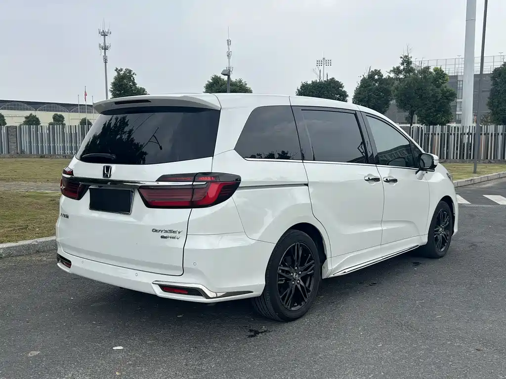 Honda Odyssey — миниатюра 6
