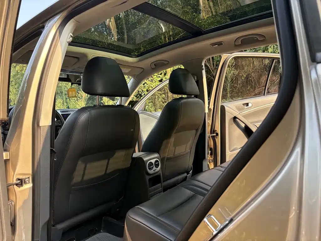 Volkswagen Tiguan — миниатюра 11