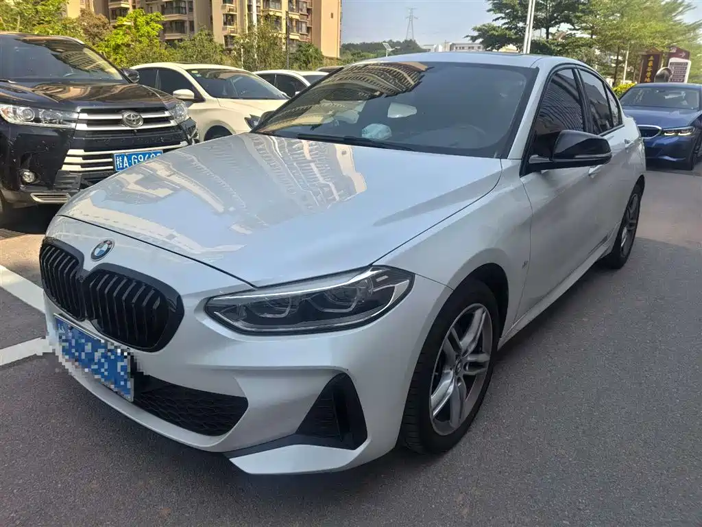BMW 1 Series 2021