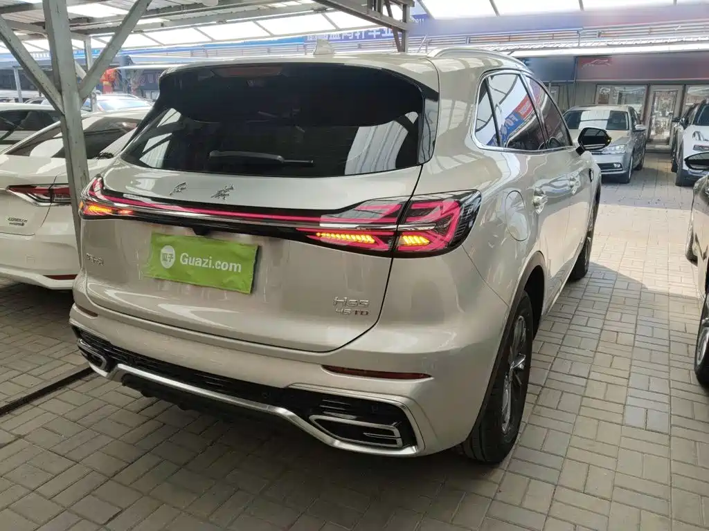 Hongqi HS5 2025 2.0T Pro