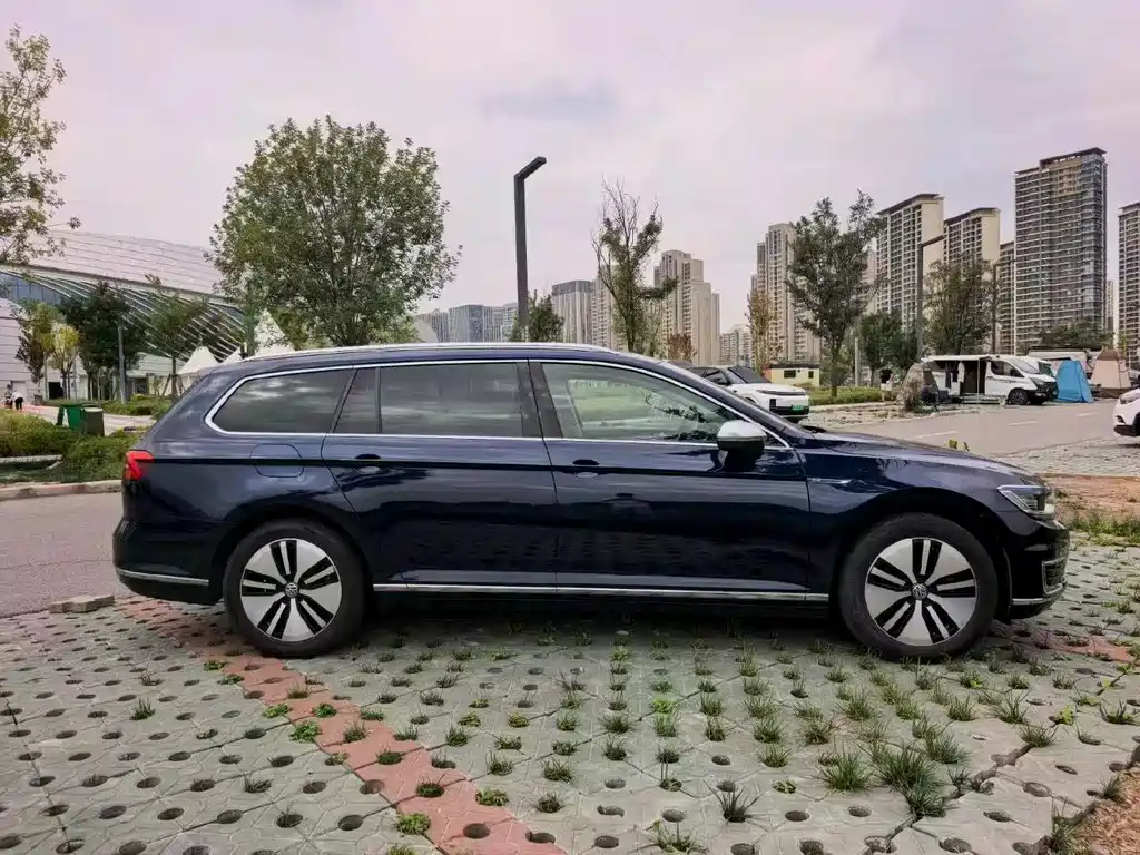 Volkswagen Viloran New Energy — миниатюра 6