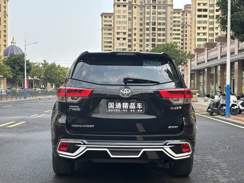 Toyota Highlander — миниатюра 5