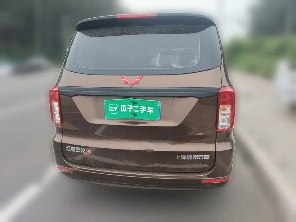 Wuling Hongguang — миниатюра 3